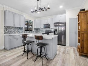 628 SE 37th Pl, Homestead FL 33033