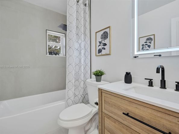 5701 SW 33rd St, Miami FL 33155