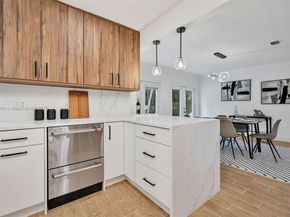 5701 SW 33rd St, Miami FL 33155