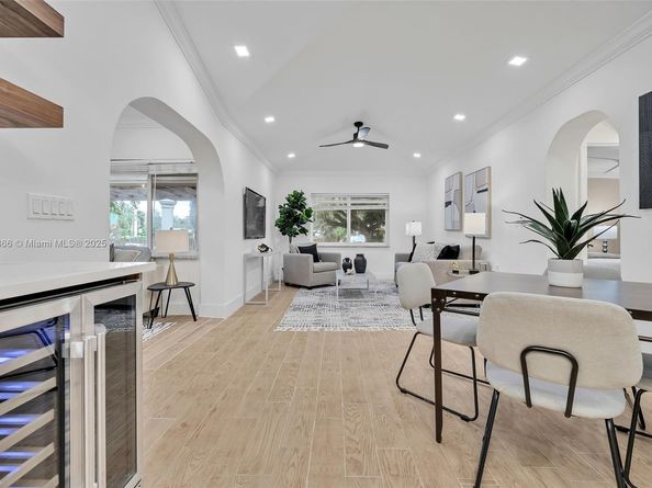 5701 SW 33rd St, Miami FL 33155
