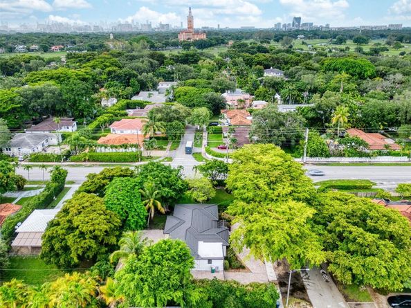 5701 SW 33rd St, Miami FL 33155