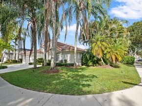 765 Bayside Ln, Weston FL 33326