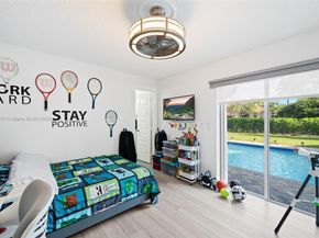 765 Bayside Ln, Weston FL 33326