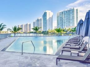 3250 NE 188th St 404, Aventura FL 33180