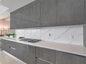 3250 NE 188th St 404, Aventura FL 33180