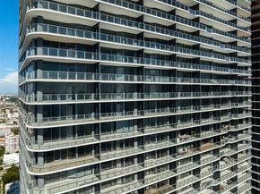 700 NE 24th St 1005, Miami FL 33137