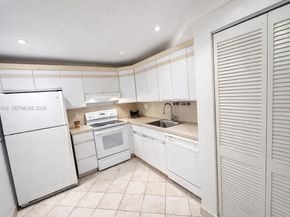 3920 Inverrary Blvd 608C, Lauderhill FL 33319