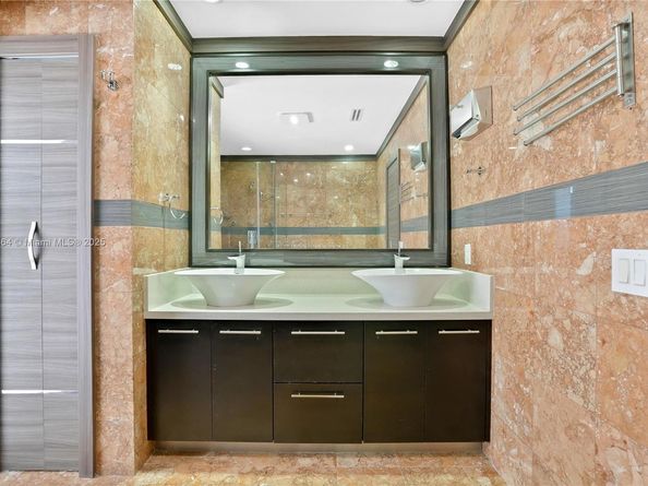 2130 NE 122nd Rd, North Miami FL 33181