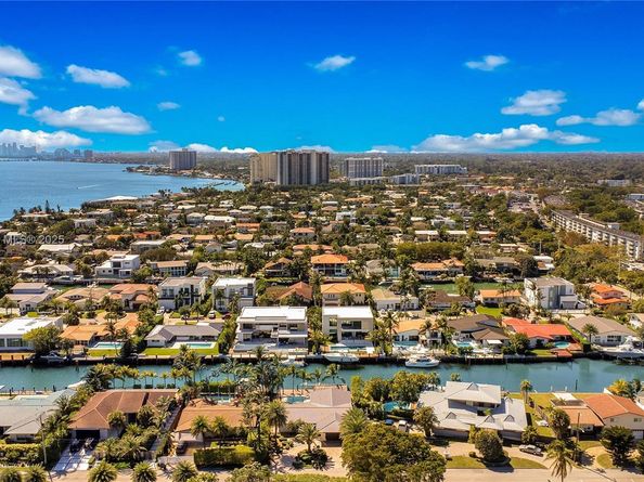 2130 NE 122nd Rd, North Miami FL 33181