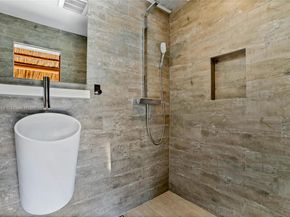 2130 NE 122nd Rd, North Miami FL 33181