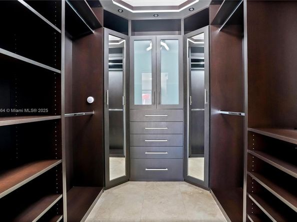 2130 NE 122nd Rd, North Miami FL 33181