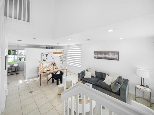 15872 NW 21st St, Pembroke Pines FL 33028