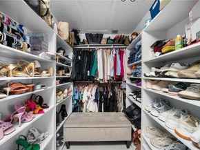 15872 NW 21st St, Pembroke Pines FL 33028