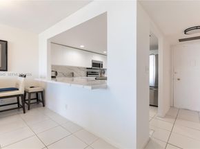 427 Golden Isles Dr 16F, Hallandale Beach FL 33009