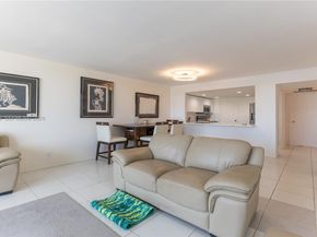 427 Golden Isles Dr 16F, Hallandale Beach FL 33009