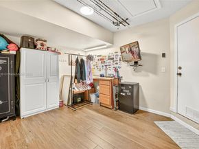 14014 N Cypress Cove Cir, Davie FL 33325