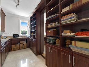 17940 SW 83rd Ave, Palmetto Bay FL 33157
