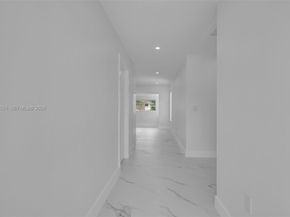 19425 NW 39th Ave, Miami Gardens FL 33055