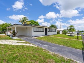 19425 NW 39th Ave, Miami Gardens FL 33055