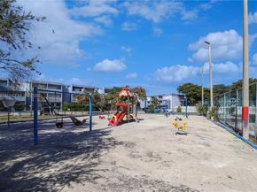 9373 Fontainebleau Blvd K234, Miami FL 33172