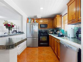 9373 Fontainebleau Blvd K234, Miami FL 33172