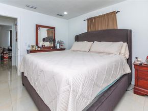 3340 NW 179th St, Miami Gardens FL 33056