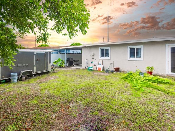 3340 NW 179th St, Miami Gardens FL 33056