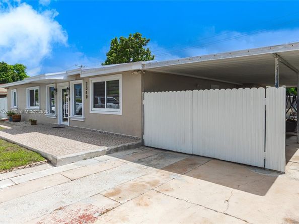 3340 NW 179th St, Miami Gardens FL 33056