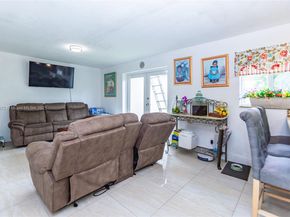 3340 NW 179th St, Miami Gardens FL 33056