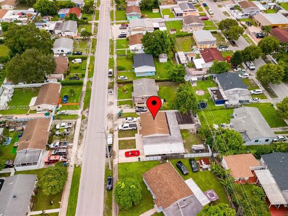 3340 NW 179th St, Miami Gardens FL 33056