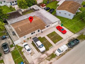 3340 NW 179th St, Miami Gardens FL 33056
