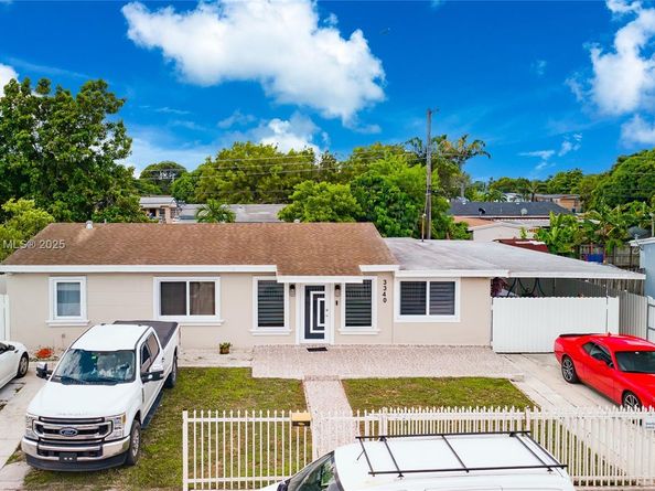 3340 NW 179th St, Miami Gardens FL 33056