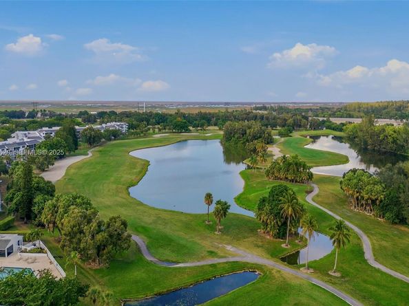 16051 Blatt Blvd 111, Weston FL 33326