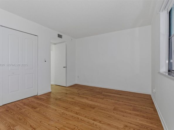 16051 Blatt Blvd 111, Weston FL 33326