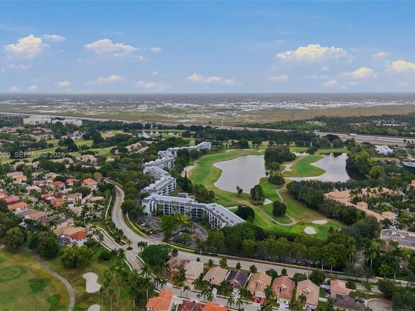 16051 Blatt Blvd 111, Weston FL 33326