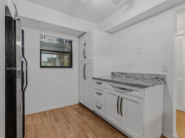 16051 Blatt Blvd 111, Weston FL 33326