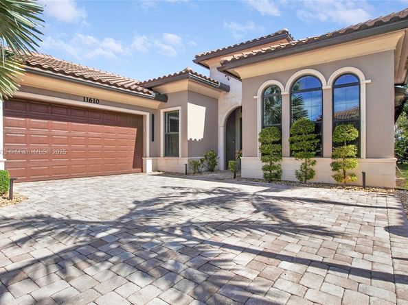 11610 NW 83rd Way, Parkland FL 33076