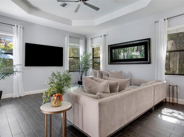 11610 NW 83rd Way, Parkland FL 33076