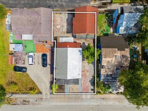 71 NW 34th Ter, Miami FL 33127
