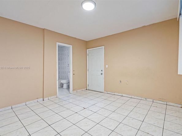 71 NW 34th Ter, Miami FL 33127