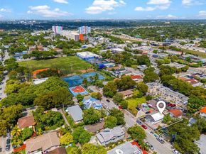 71 NW 34th Ter, Miami FL 33127