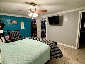 6433 SW 22nd St, Miramar FL 33023