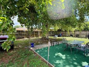 6433 SW 22nd St, Miramar FL 33023