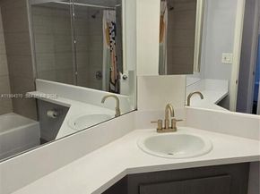 1201 NE 191st St G306, Miami FL 33179