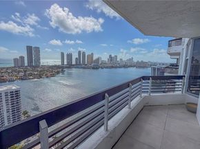 3530 Mystic Pointe Dr LPH13, Aventura FL 33180