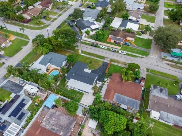 4020 N 67th Ave, Hollywood FL 33024