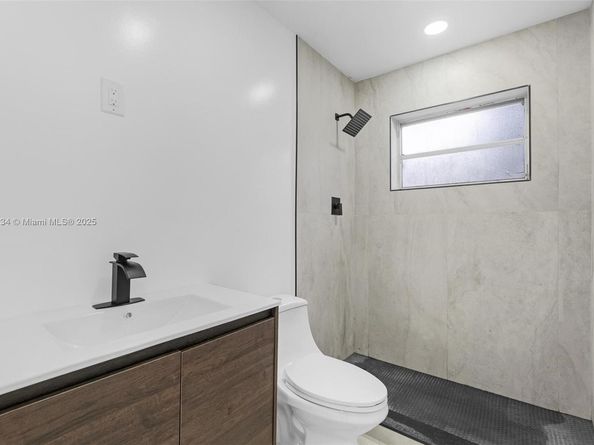 4020 N 67th Ave, Hollywood FL 33024