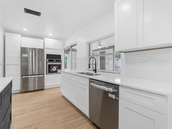 4020 N 67th Ave, Hollywood FL 33024