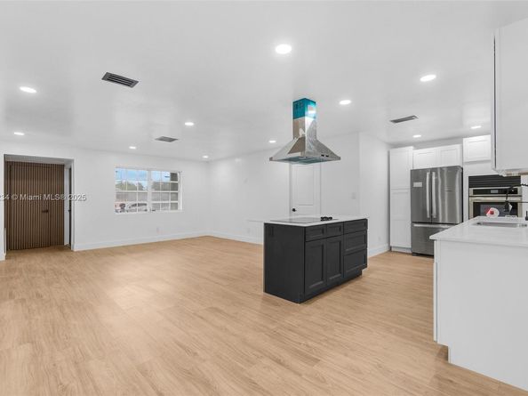 4020 N 67th Ave, Hollywood FL 33024