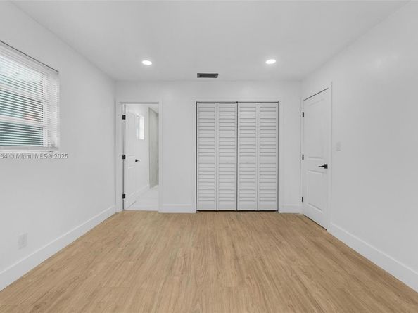 4020 N 67th Ave, Hollywood FL 33024